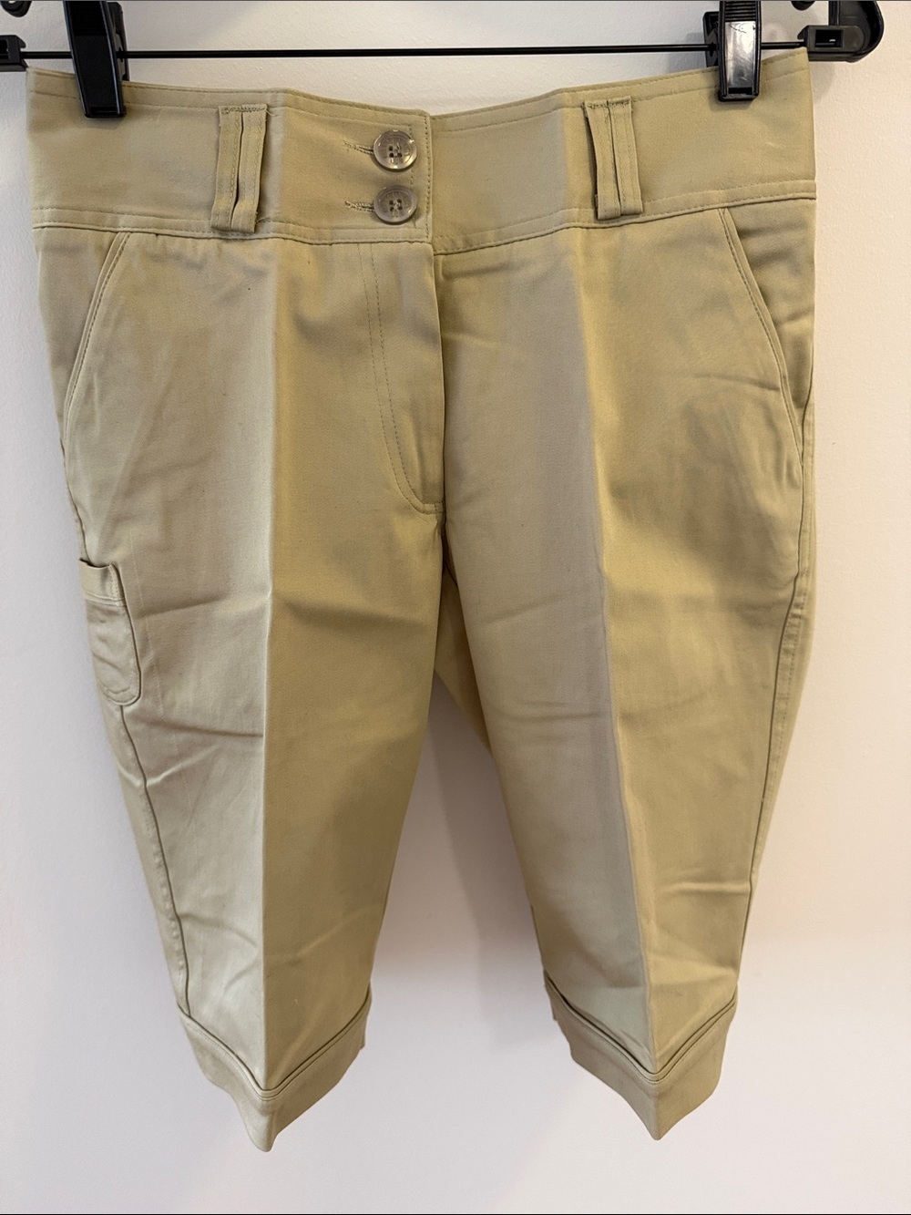 Hyp Women’s Structured Golf Shorts in Khaki   Size 0.